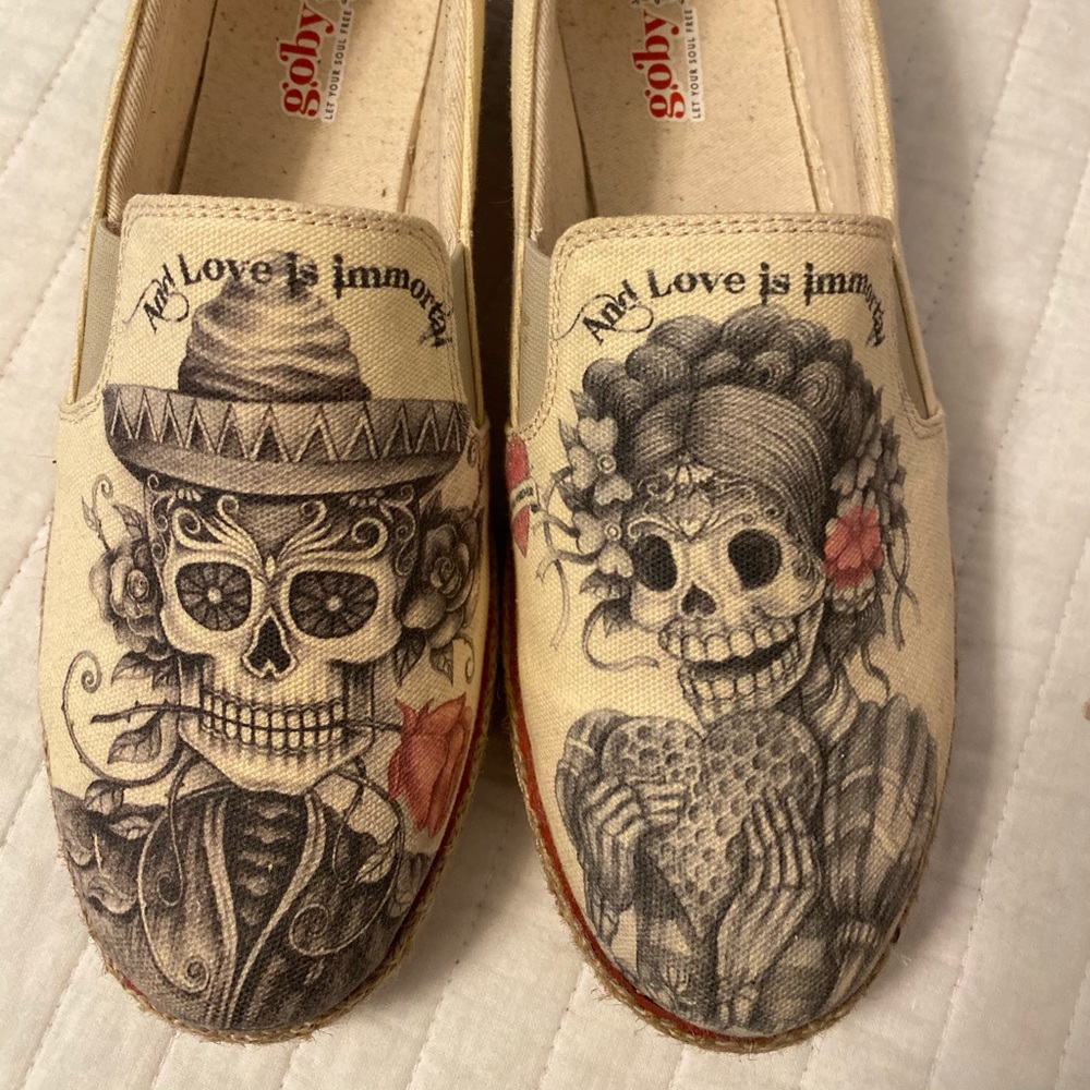 Skull skip ons